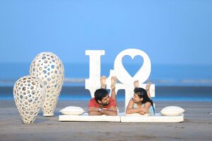 beach prewedding - weddingpur