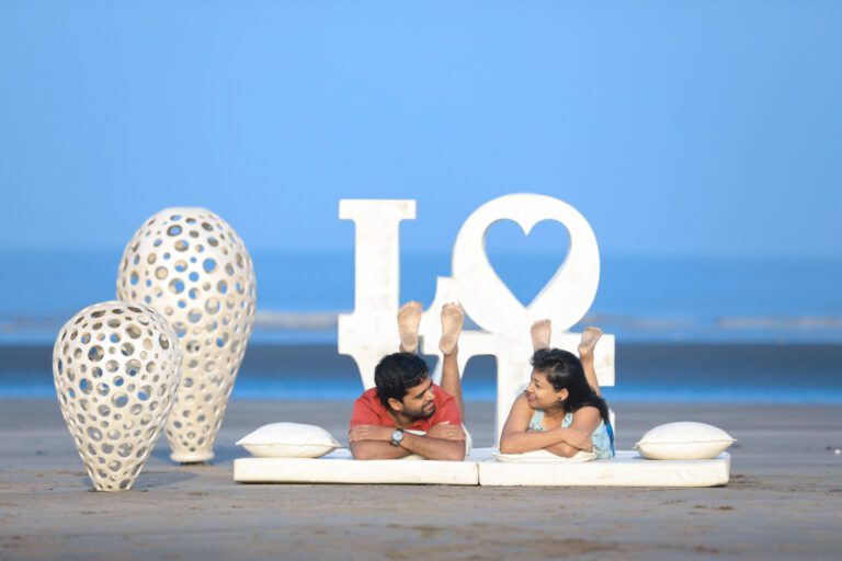 beach prewedding - weddingpur