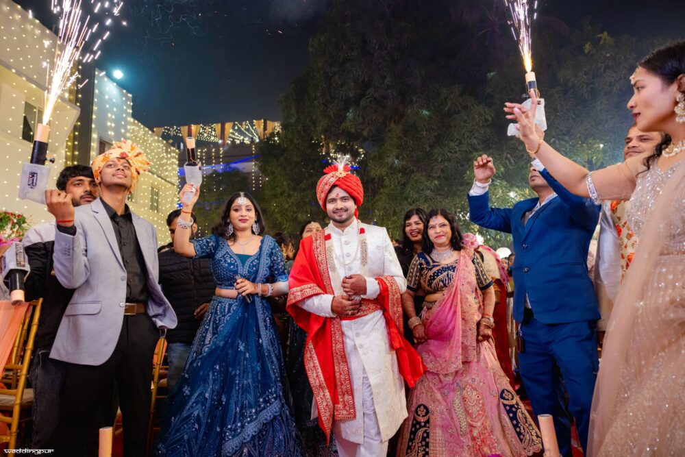 Introduction about candid and traditional wedding