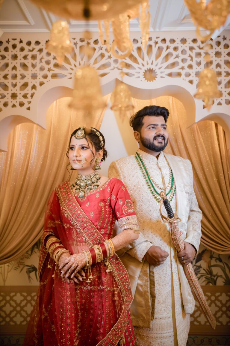 Why Choosing the Right Pre Wedding Shoot Dresses for Couples Matters